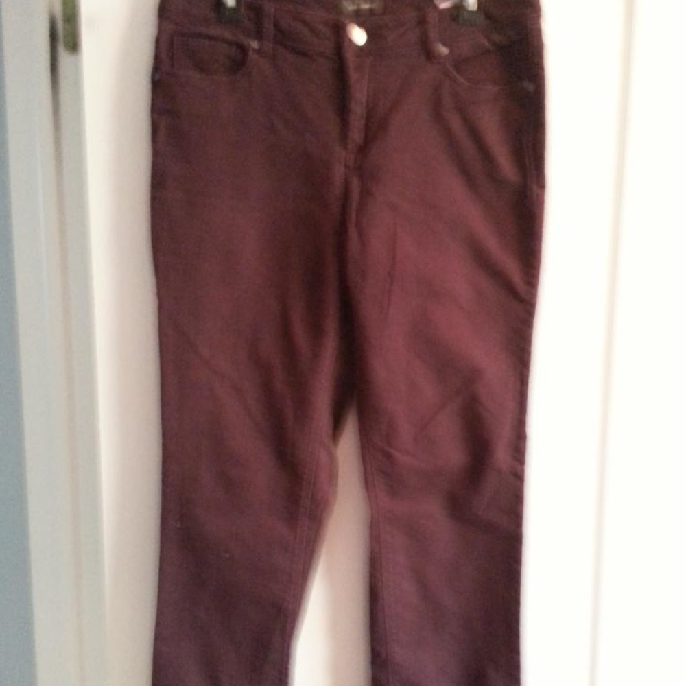 🔥HOT DEAL🔥Denver Hayes Denim Jeans